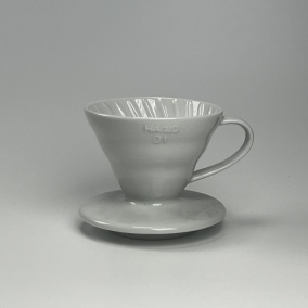 Hario dripper V60-01 keramický - bílý (VDC-01W)